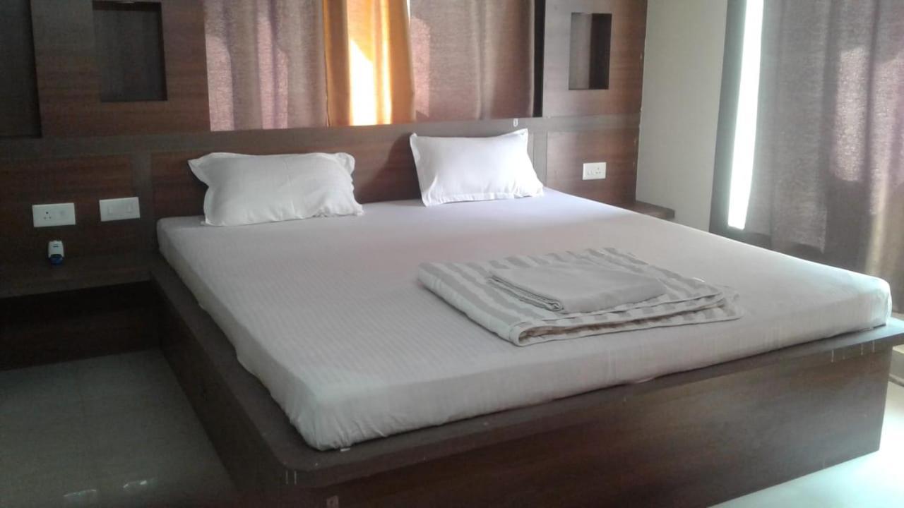 Wekare Sea Sight Service Apartments Puri Luaran gambar